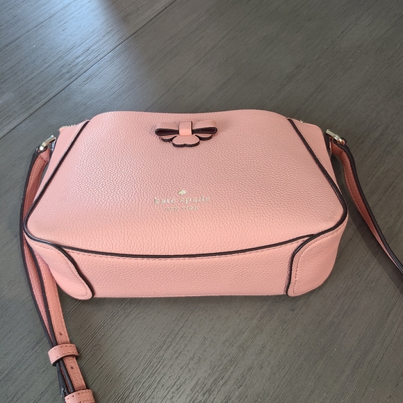 Kate Spade crossbody bag - Like New - Picture 11 of 15